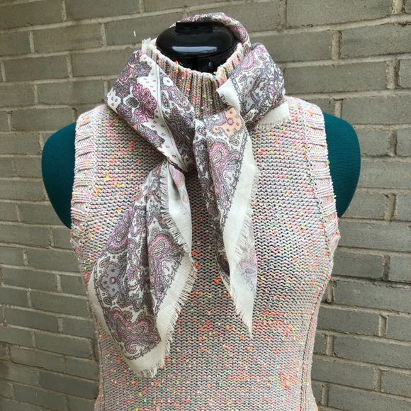 The Specialty House Inc Scarf - Picture 6 of 10